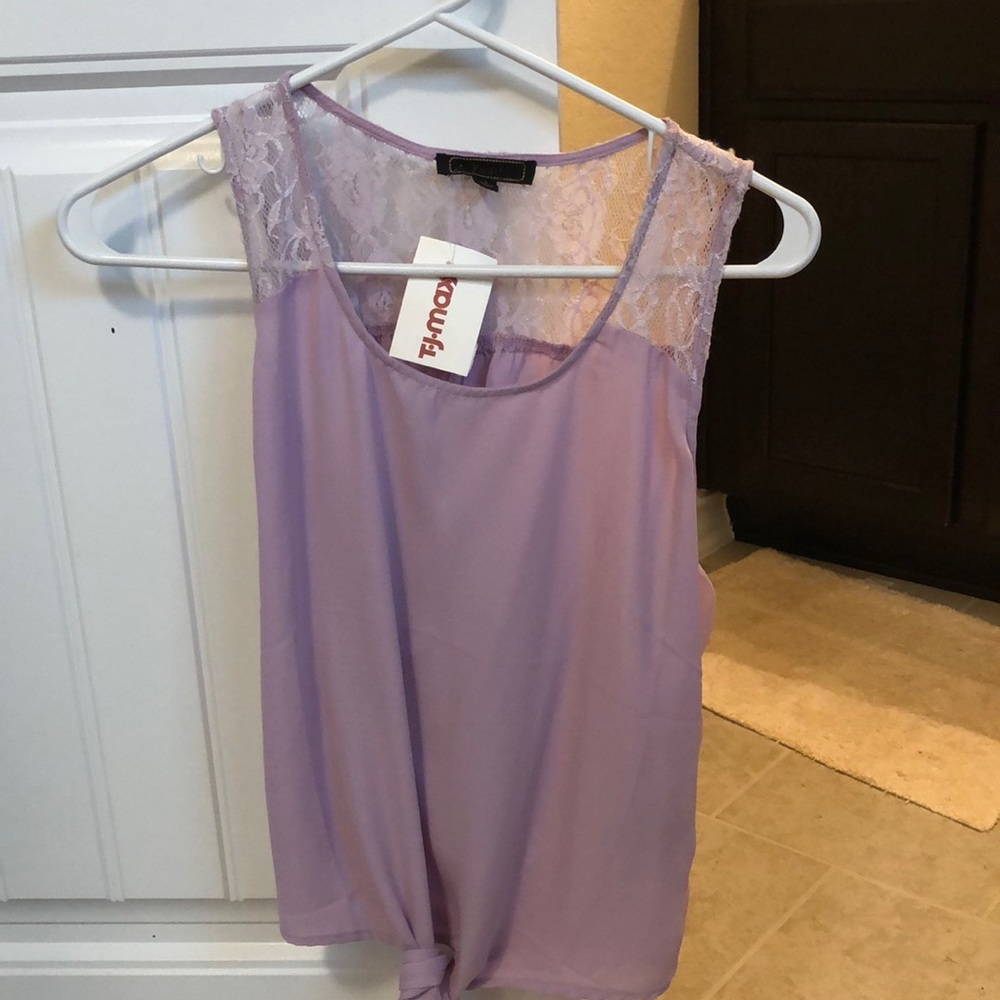NWT size small lace crop top